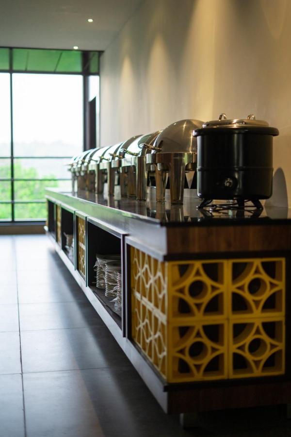Saugandhika West Gate Hotel Wayanad Ngoại thất bức ảnh
