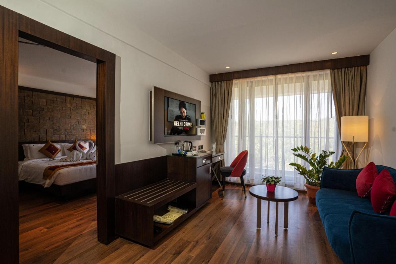 Saugandhika West Gate Hotel Wayanad Ngoại thất bức ảnh