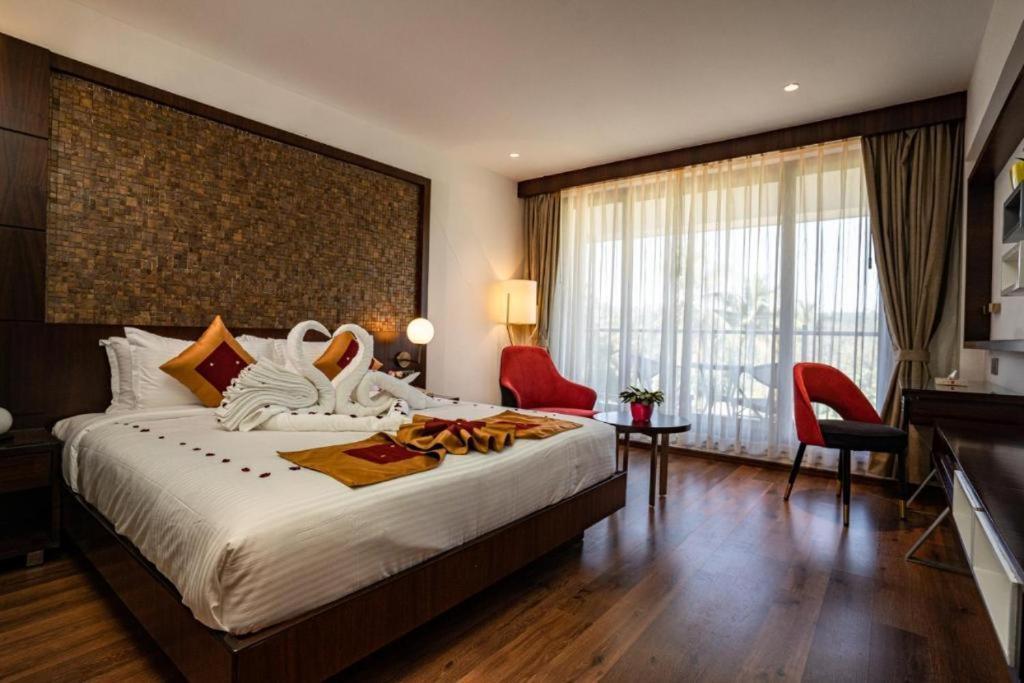Saugandhika West Gate Hotel Wayanad Ngoại thất bức ảnh