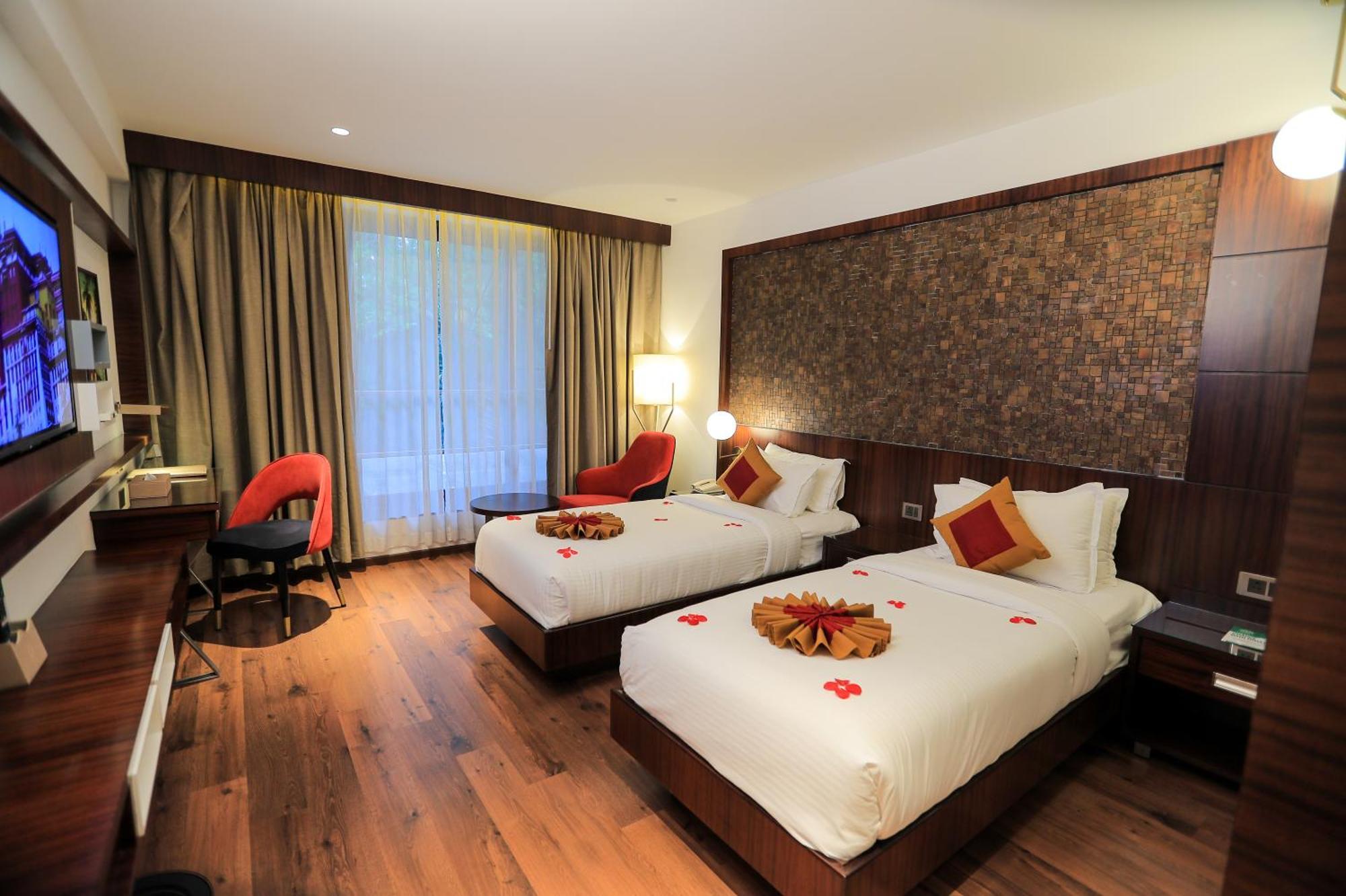 Saugandhika West Gate Hotel Wayanad Ngoại thất bức ảnh
